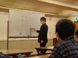 西日本新聞　海上自衛隊数学教官